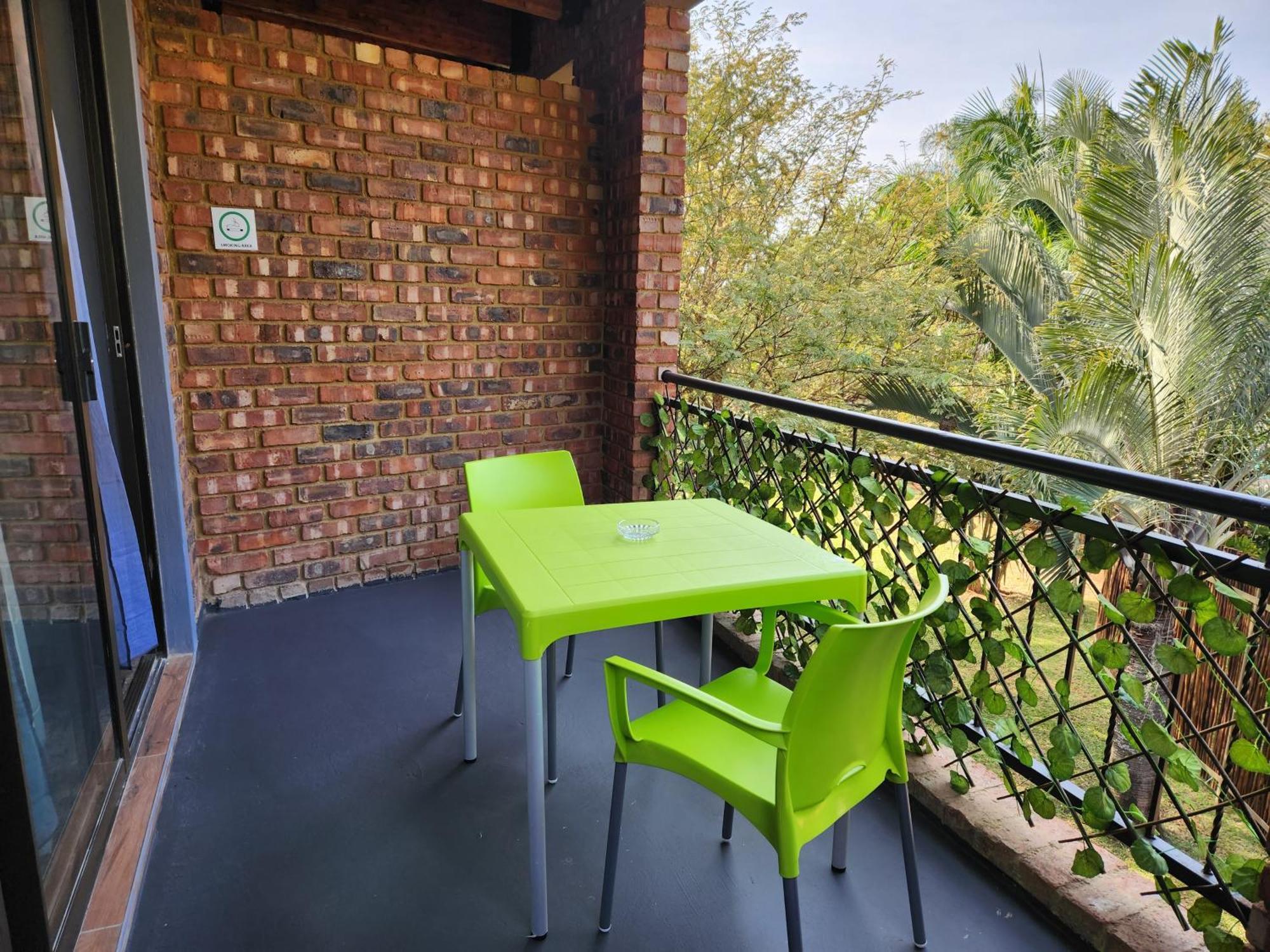Suikerbosrant Sleep And Go Pretoria Exterior foto